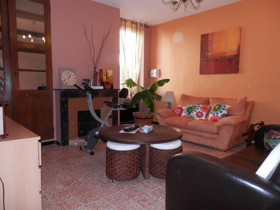 Appartement Spacieux Avec Grand Patio, 1Er Etage Sigean Exterior photo